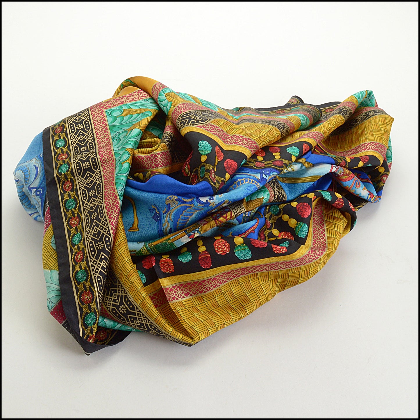 RDC14805 GIANNI VERSACE Vintage Marco Polo Extra-Large Silk Shawl Evening Wrap