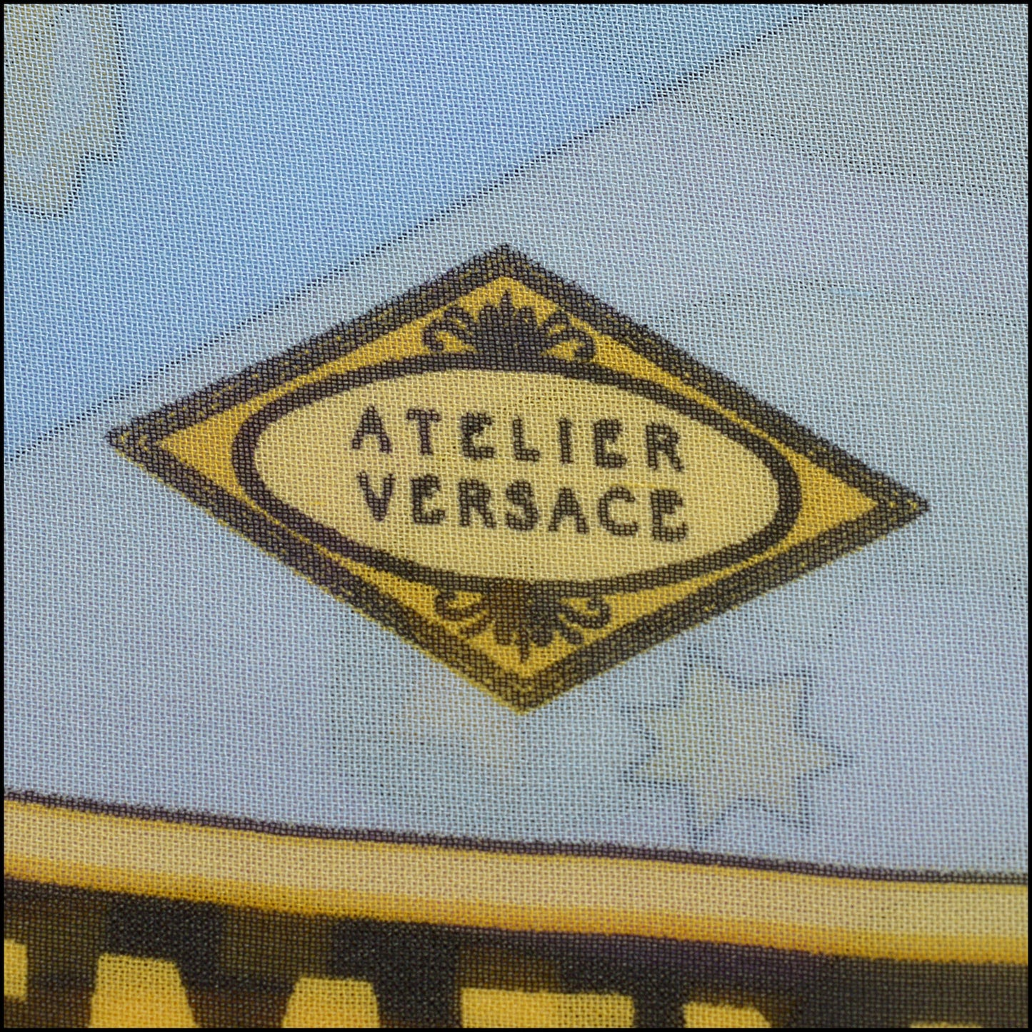 RDC14798 GIANNI VERSACE Vintage Aqua Comets Silk Chiffon Scarf