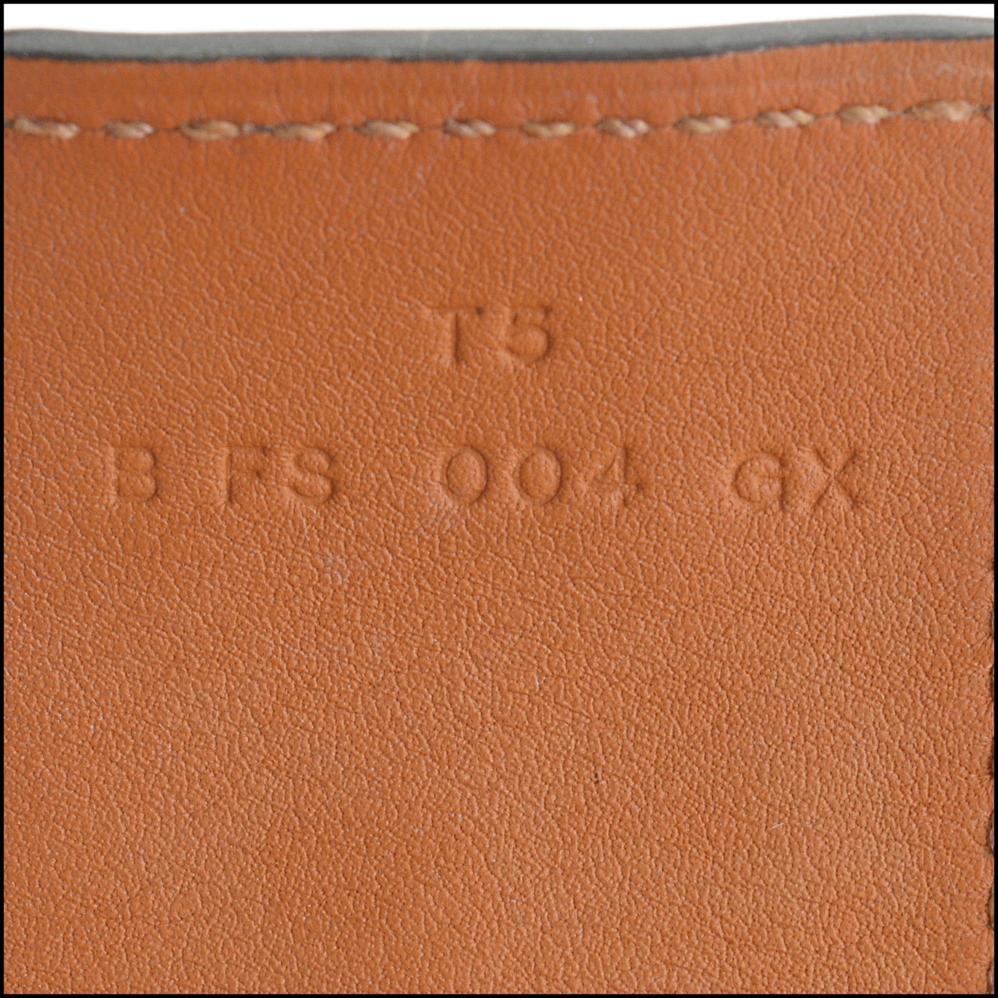 RDC14845 HERMES H Trench Leather Bracelet Black Cuff