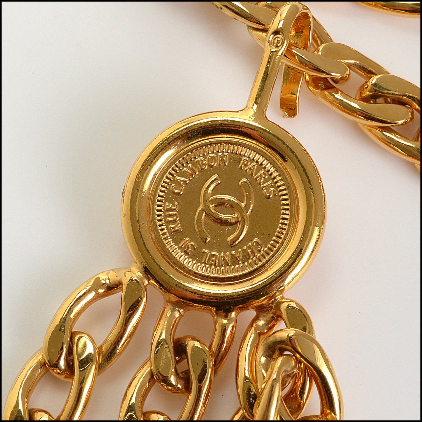 RDC14837 CHANEL Gold Chain Dangle CC Medallion Belt