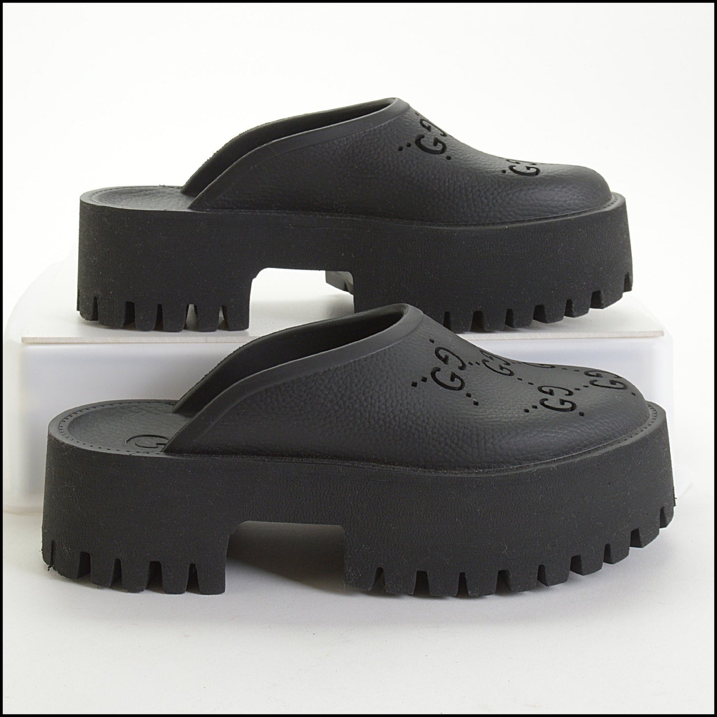 RDC14596 GUCCI Rubber GG Signature Mules Size 37