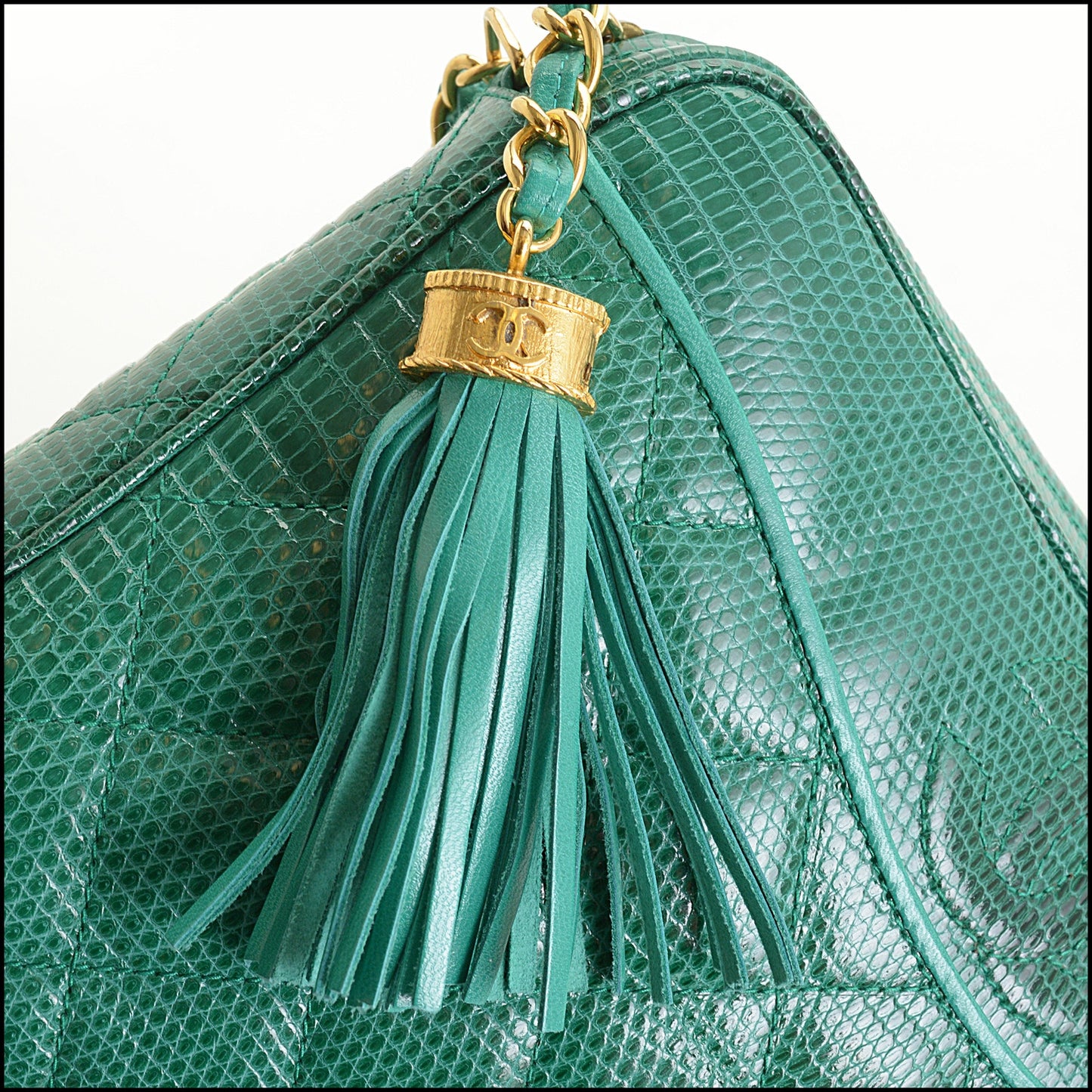 RDC14690 CHANEL Vintage '86-'88 Green Lizard Chain Strap Camera Bag