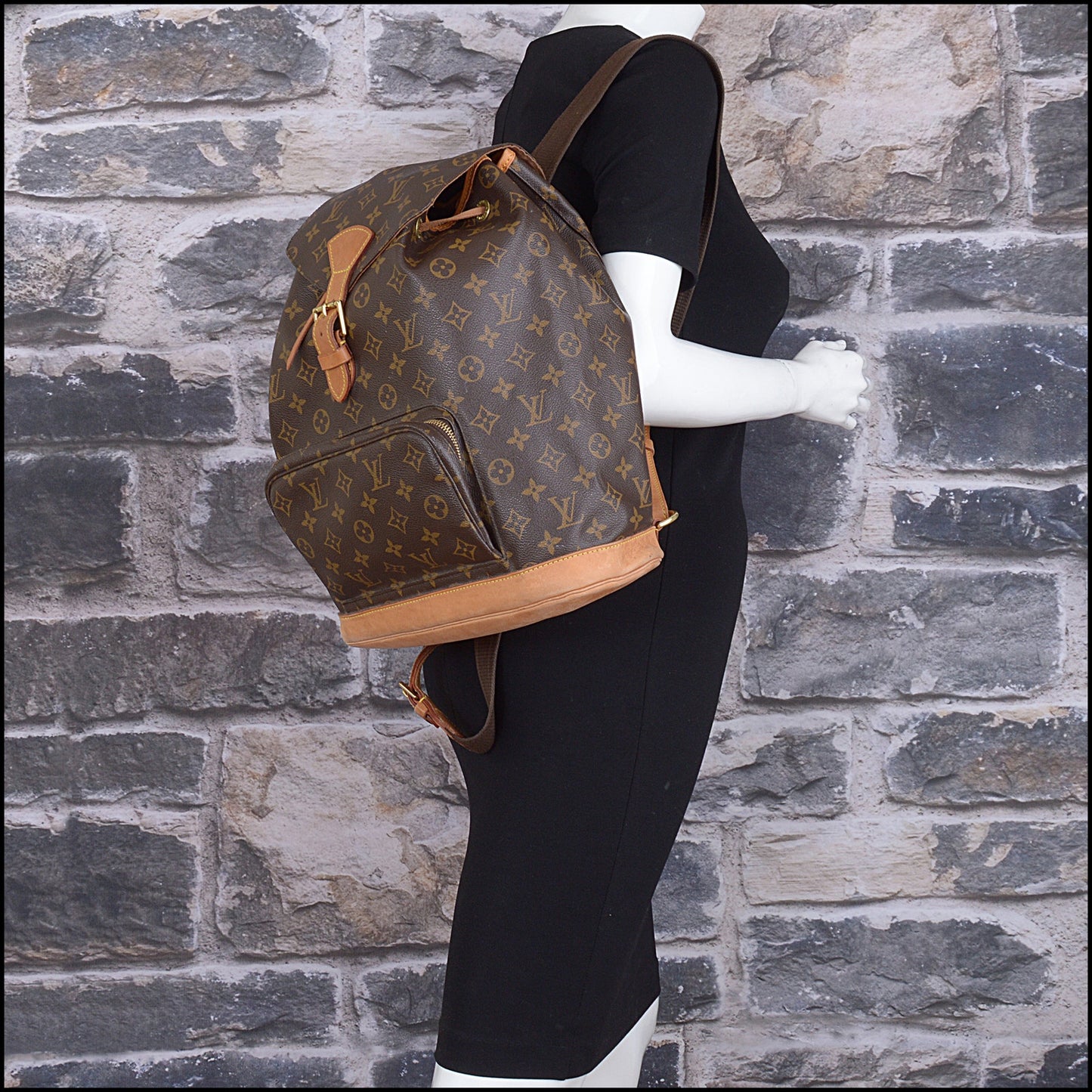 RDC15563 LOUIS VUITTON 2003 Brown LV Monogram Canvas Moutsouris MM Backpack
