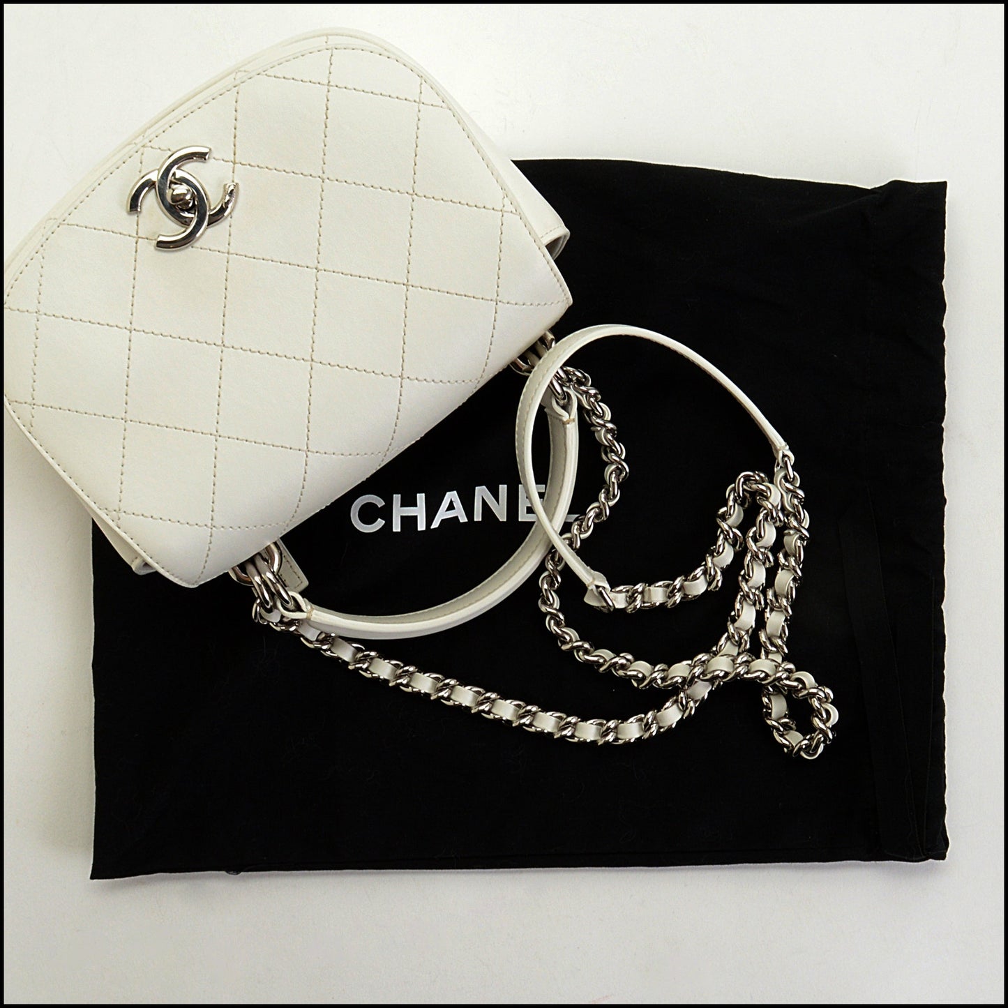 RDC14832 CHANEL '17 White Quilted Ring My Bag Flap Handbag