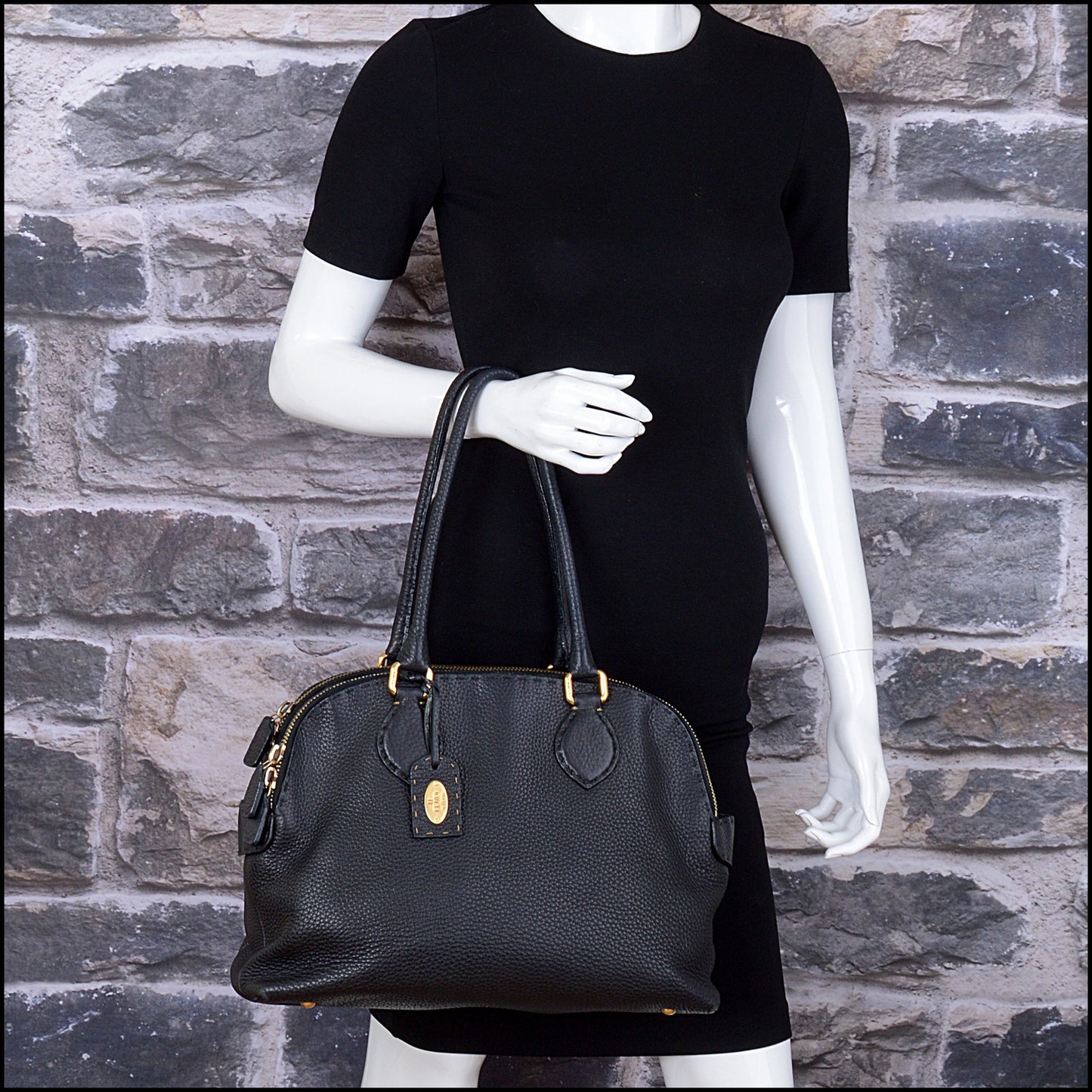 RDC14493 Fendi Selleria Black Pebbled Leather Dome Bag