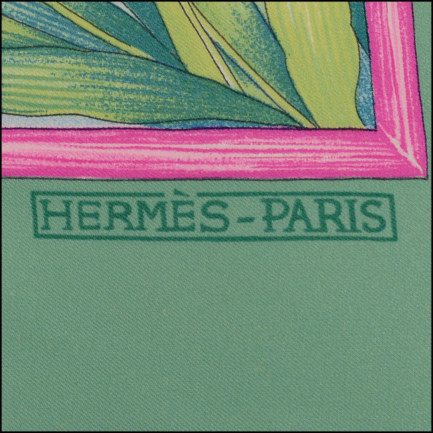 RDC15096 HERMES Vintage Green/Pink "Giverny" 90 Silk Scarf