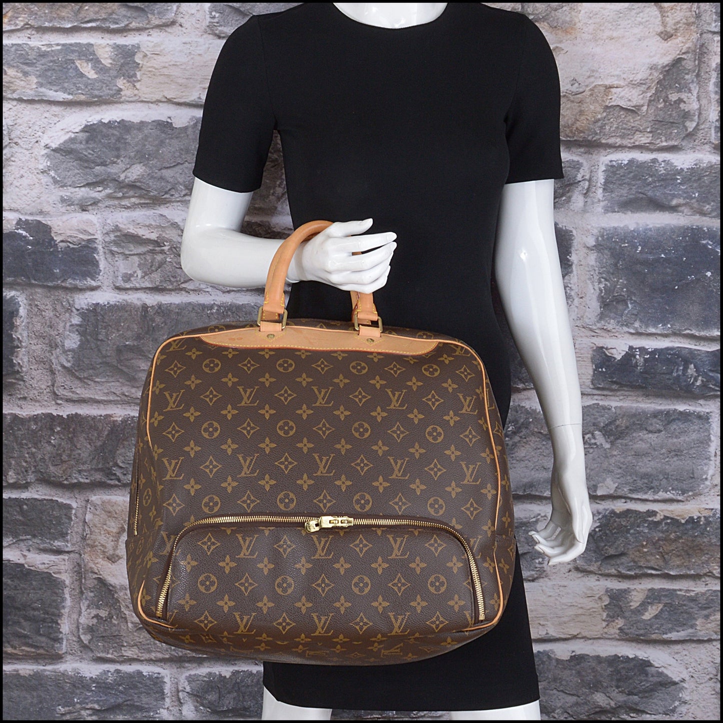 RDC15085 LOUIS VUITTON '02 LV Monogram Canvas Evasion Weekend Travel Bag