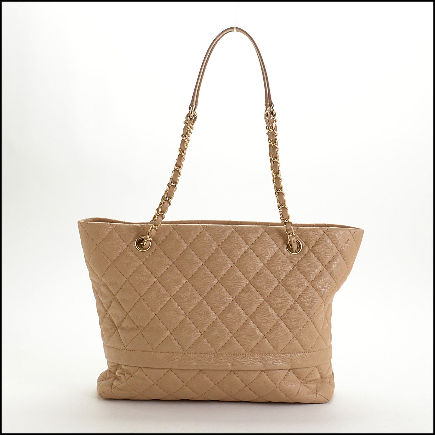 RDC14915 CHANEL 2019 Beige Caviar Leather Gold HW Rolled Up Bag