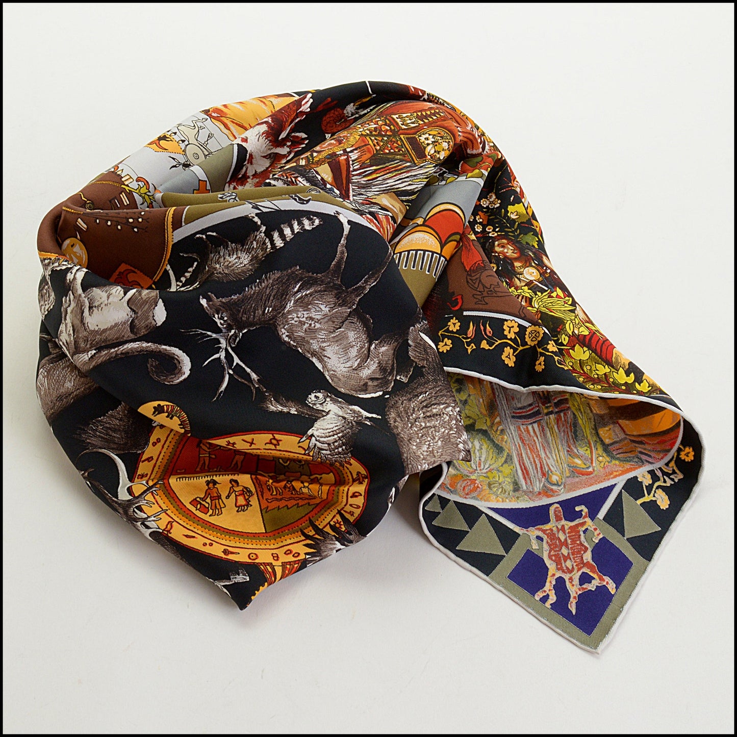 RDC14717 HERMES Kermit Oliver Brown Mythologies Des Hommes Scarf