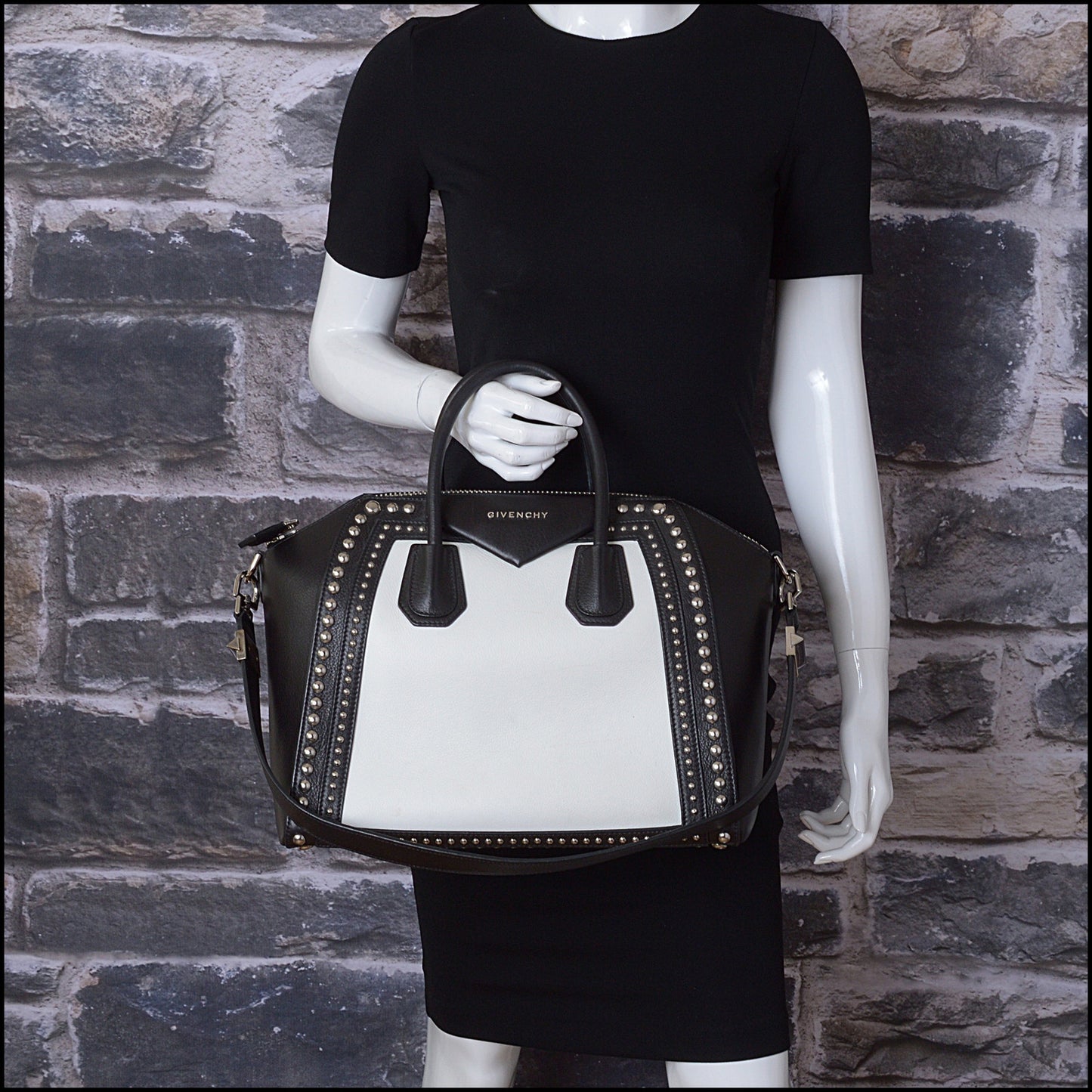 RDC14653 GIVENCHY Black & White Calfskin Studded Small Antigona Bag
