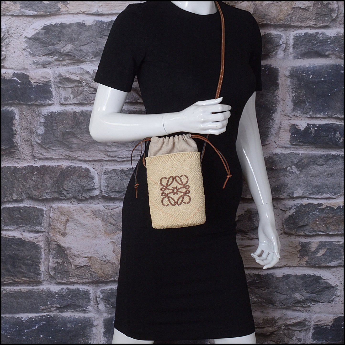 RDC14858 LOEWE Iraca Palm Natural Tan Square Pocket Bag