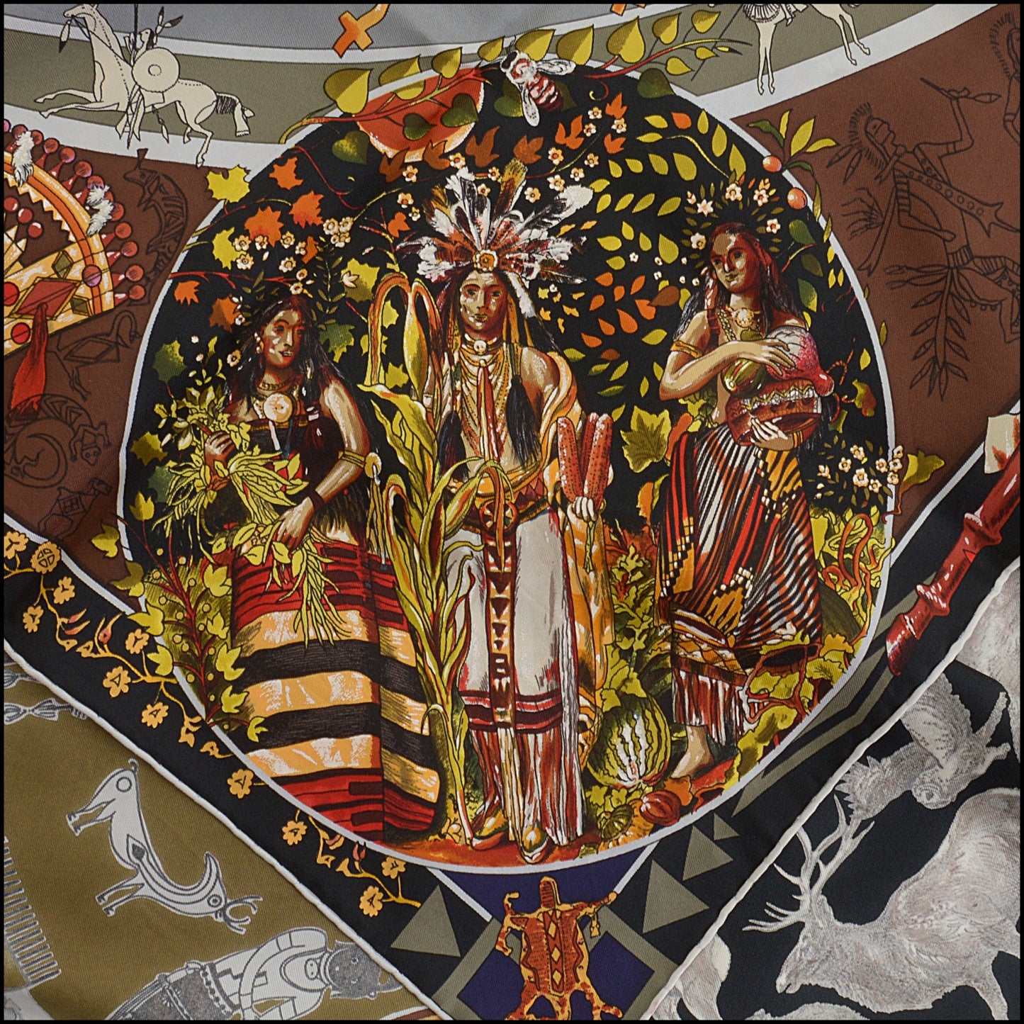 RDC14717 HERMES Kermit Oliver Brown Mythologies Des Hommes Scarf