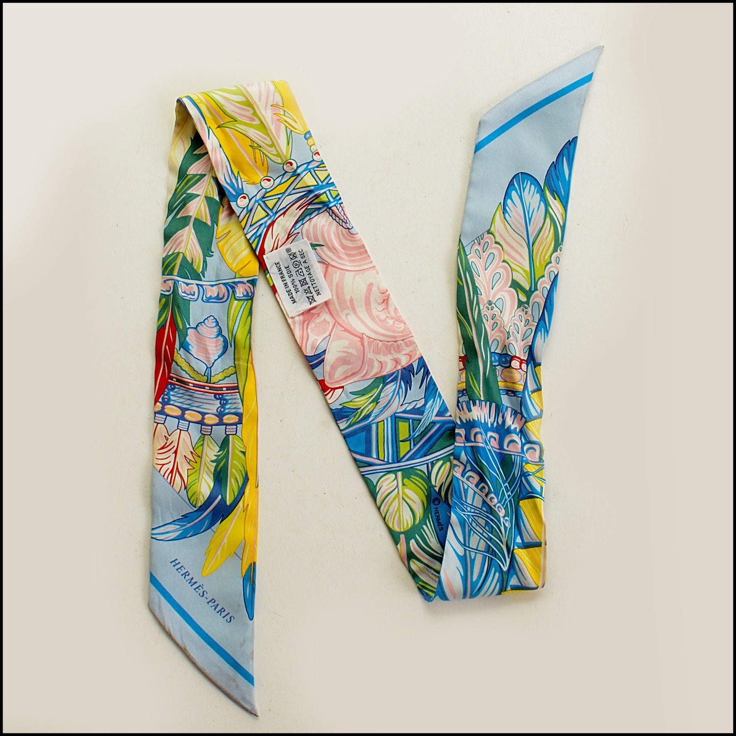 RDC15375 HERMES Blue "La Danse Pacifique" Silk Twilly