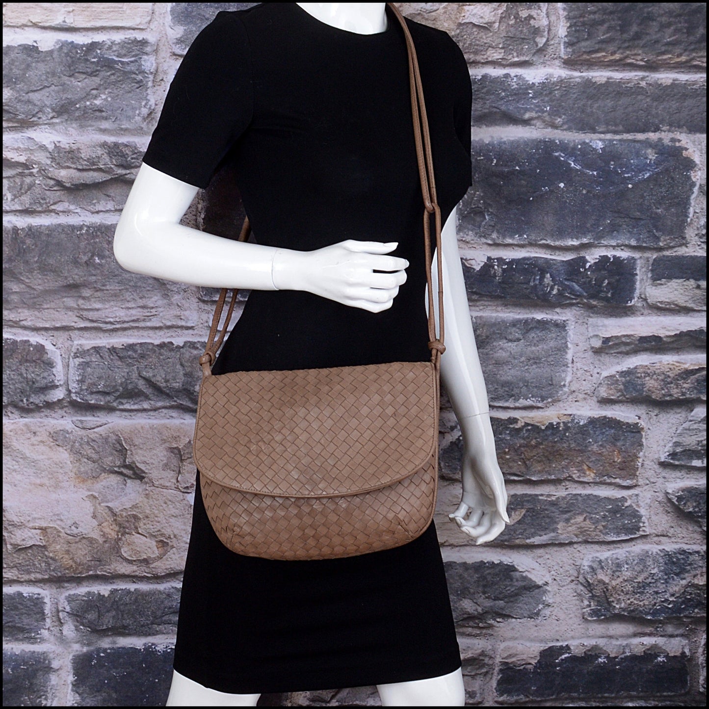 RDC14899 BOTTEGA VENETA Taupe Intrecciato Vintage Crossbody Bag