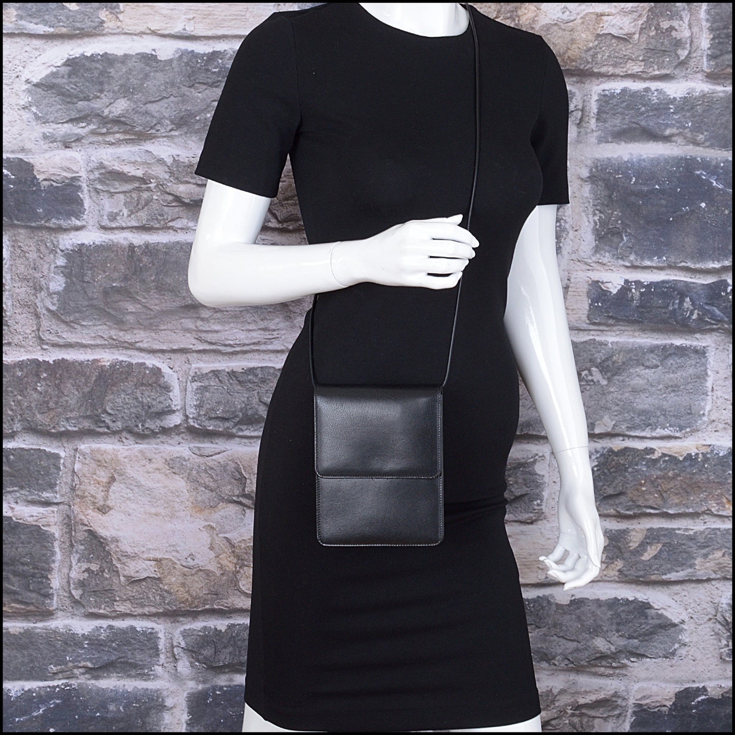 RDC14503 THE ROW Black Leather Belt Pouch Bag