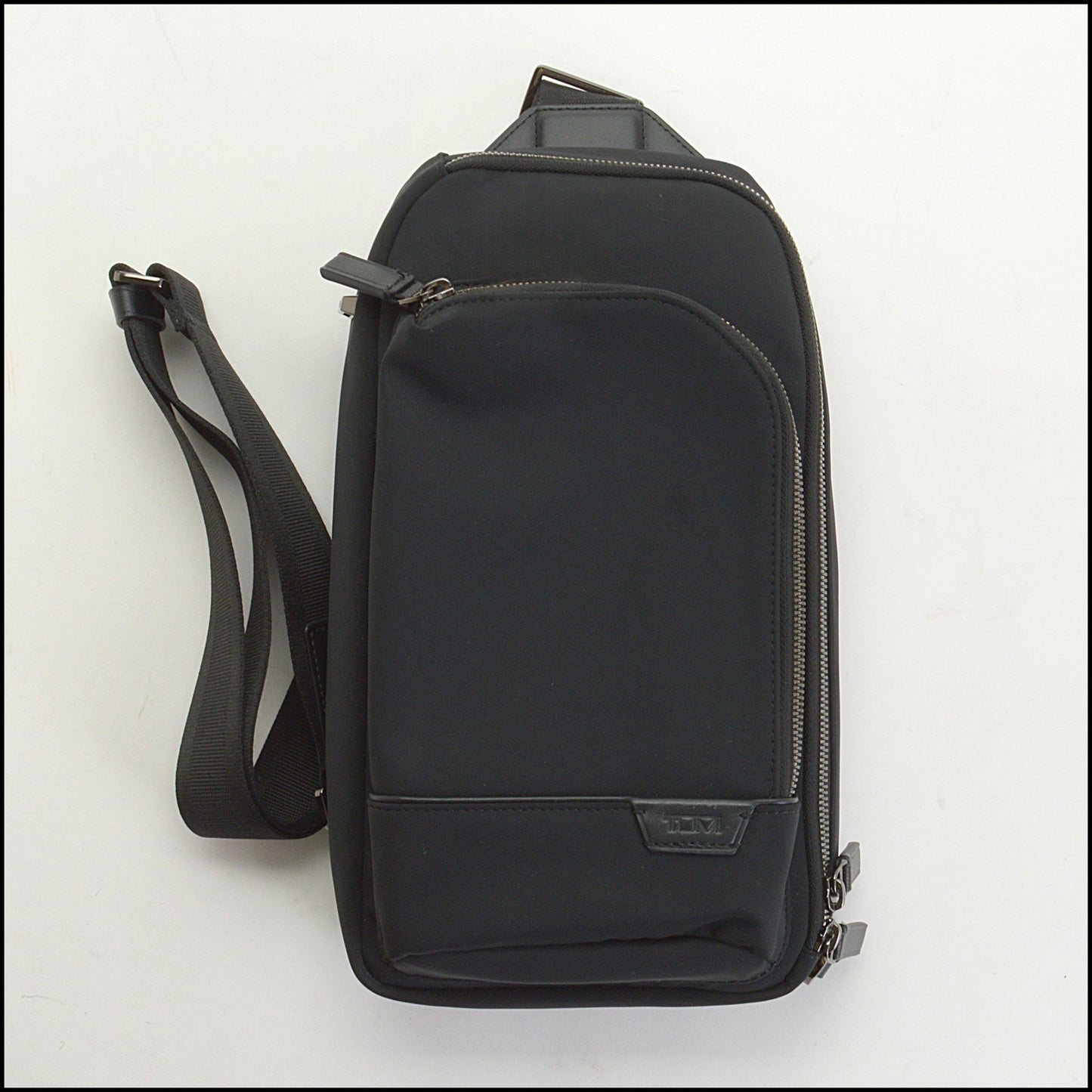 RDC14909 TUMI Black Nylon Gregory Sling Bag