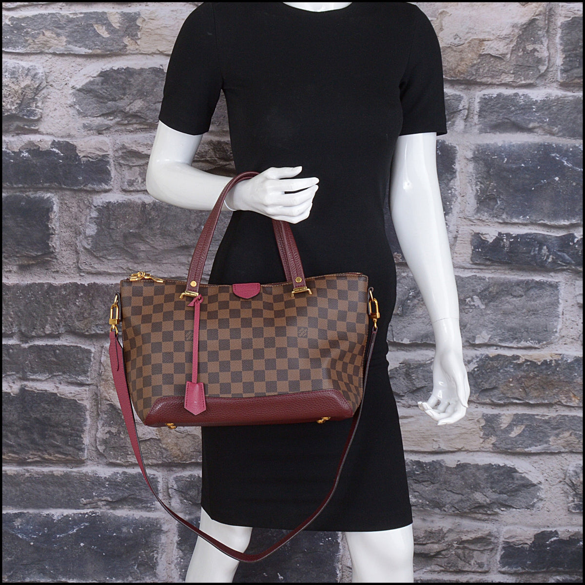 RDC15662 LOUIS VUITTON 2017 Damier Ebene Hyde Park Bag