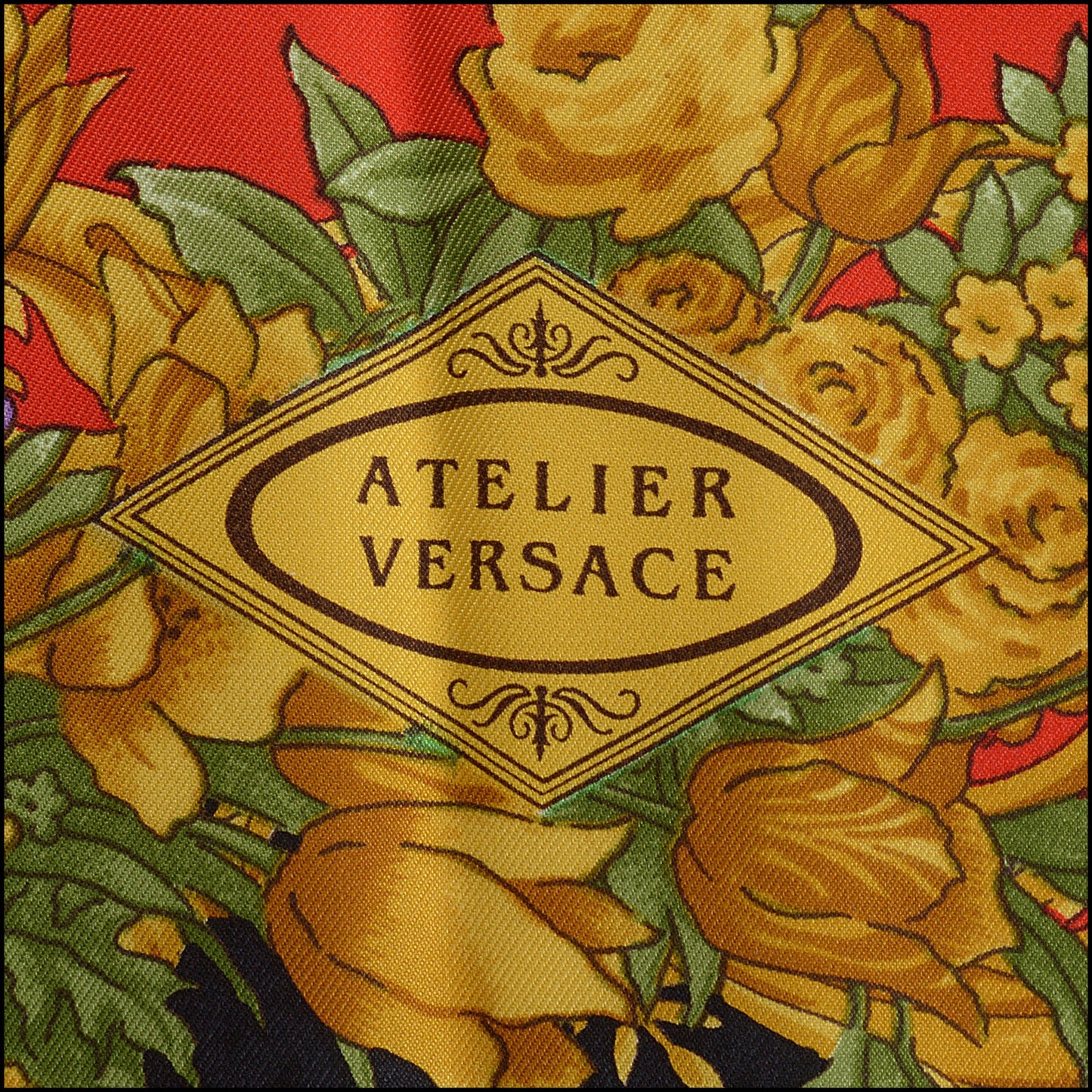 RDC14802 GIANNI VERSACE Vintage Black/Red Floral Silk Scarf