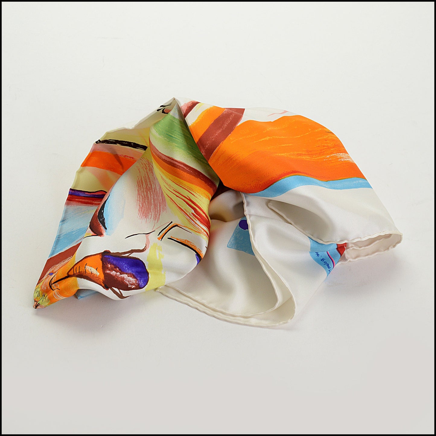 RDC14794 HERMES White "Smiles in Third Millenary" Silk Scarf 90 cm