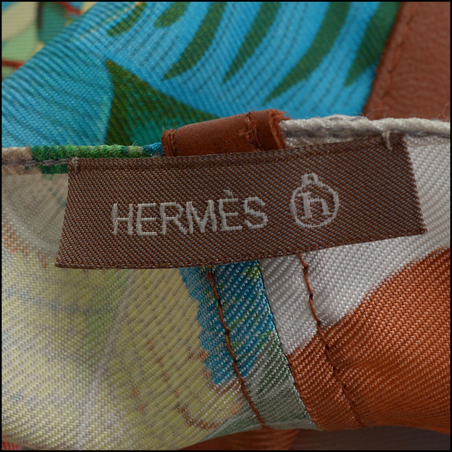RDC13763 Authentic HERMES Multicolor Petit H Silk Tote Au Coeur de la Vie Bag