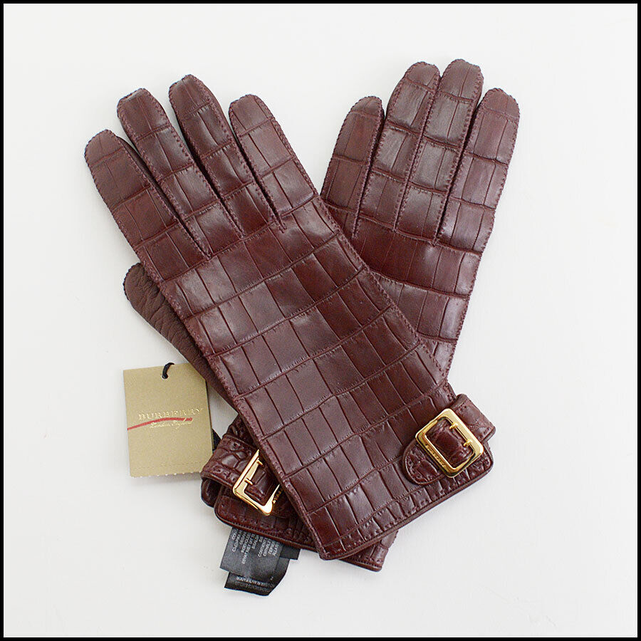 RDC12964 Authentic Burberry Burgundy Crocodile Buckle Gloves Size 7 – REAL  DEAL COLLECTION