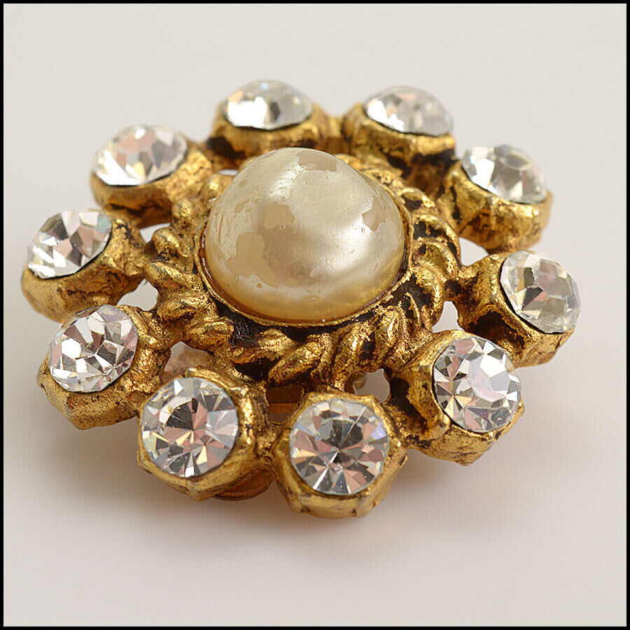 RDC12420 Authentic CHANEL Vintage Rhinestones Pearl Button Clip-On Earrings