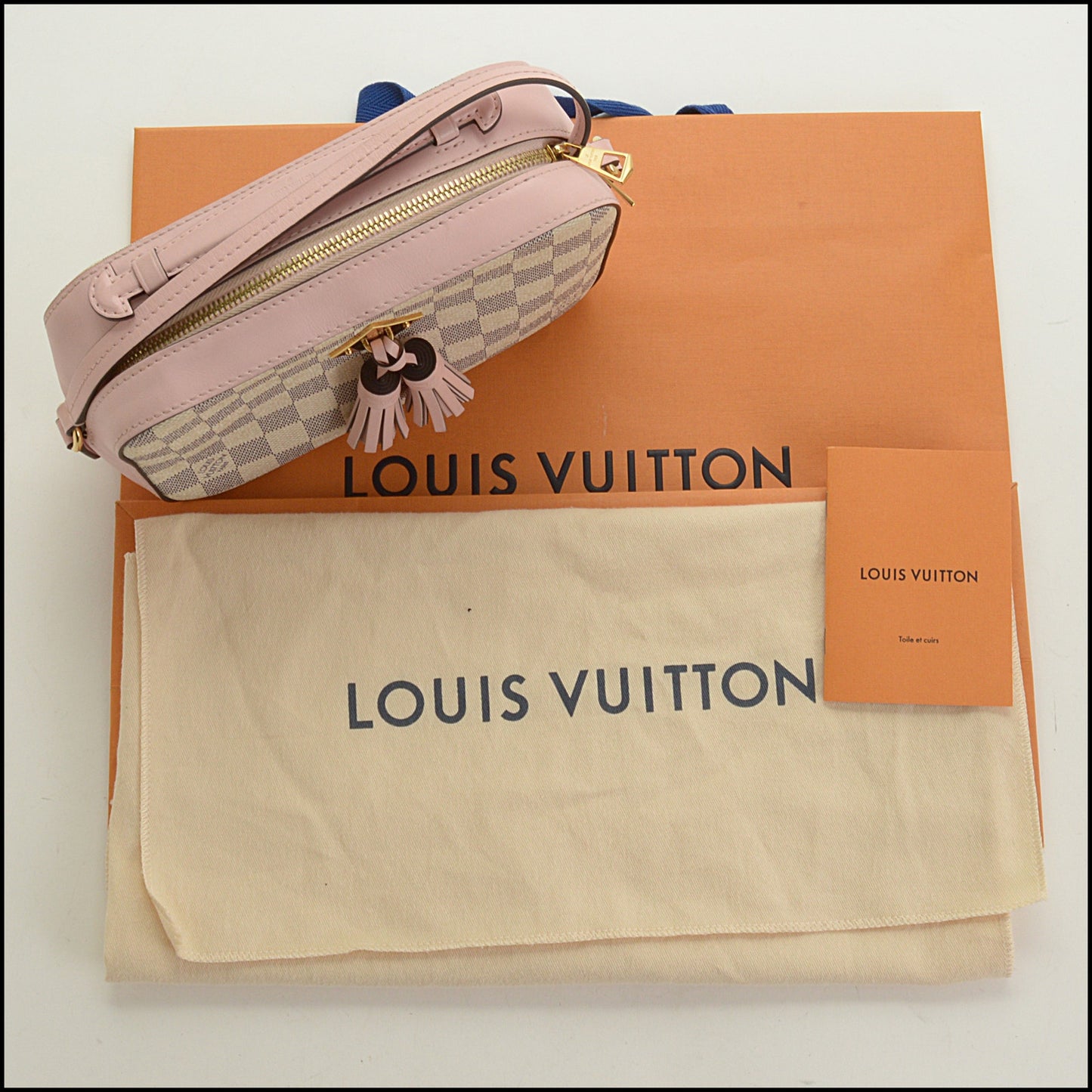 RDC15361 LOUIS VUITTON '19 Pink Damier Azur Saintonge