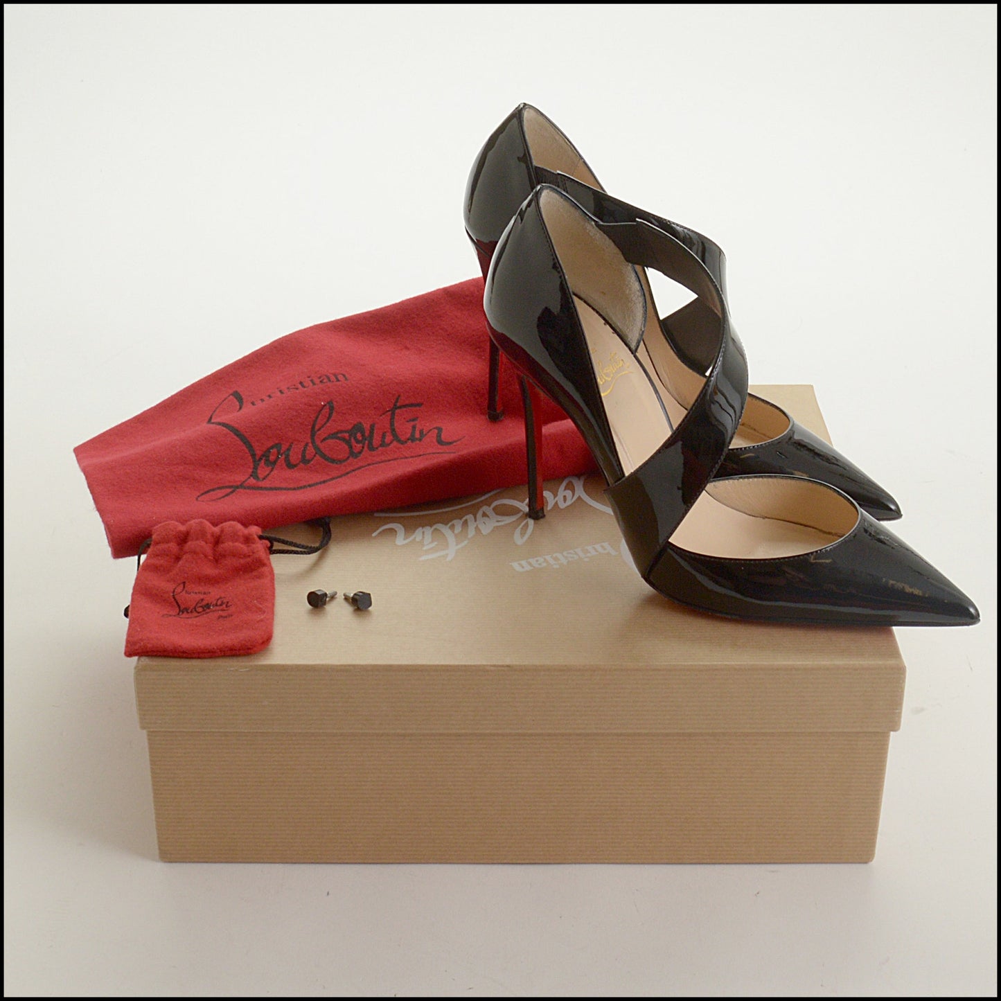 RDC15367 CHRISTIAN LOUBOUTIN Black Patent Leather Ograde 100 Pumps Size 37