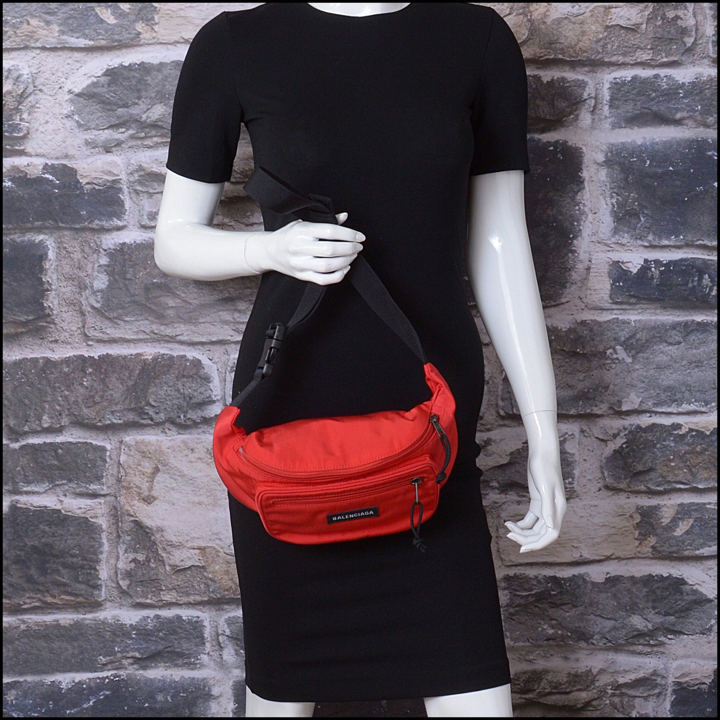 RDC14141 Authentic BALENCIAGA Red Nylon Explorer Belt Bag