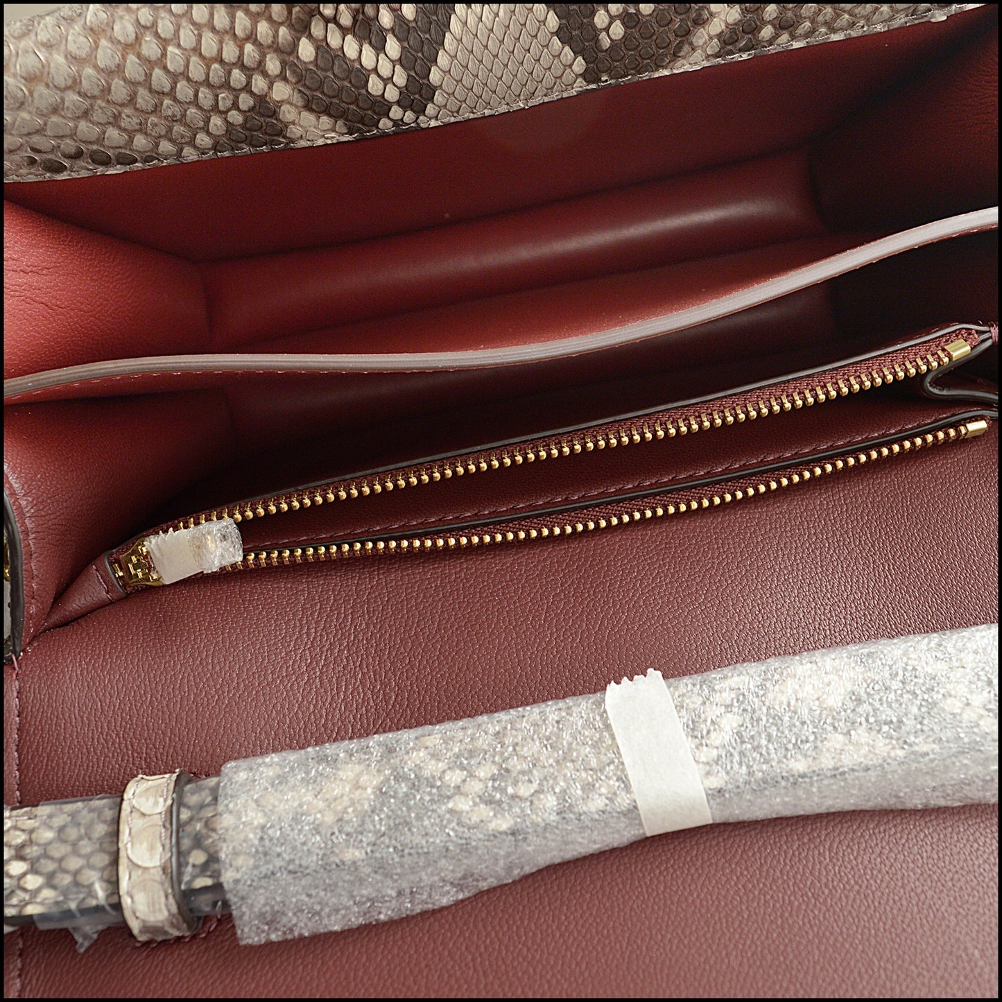 RDC15021 COACH Chalk Natual Python Idol Crossbody Chain Strap Bag