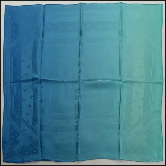 RDC15138 TIFFANY & CO. Blue Ombre Dancing T 70cm Scarf