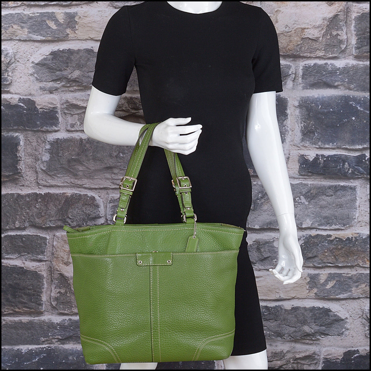 RDC15654 COACH 1990's Green Hamilton Pebbled Leather Lunch Tote Bag