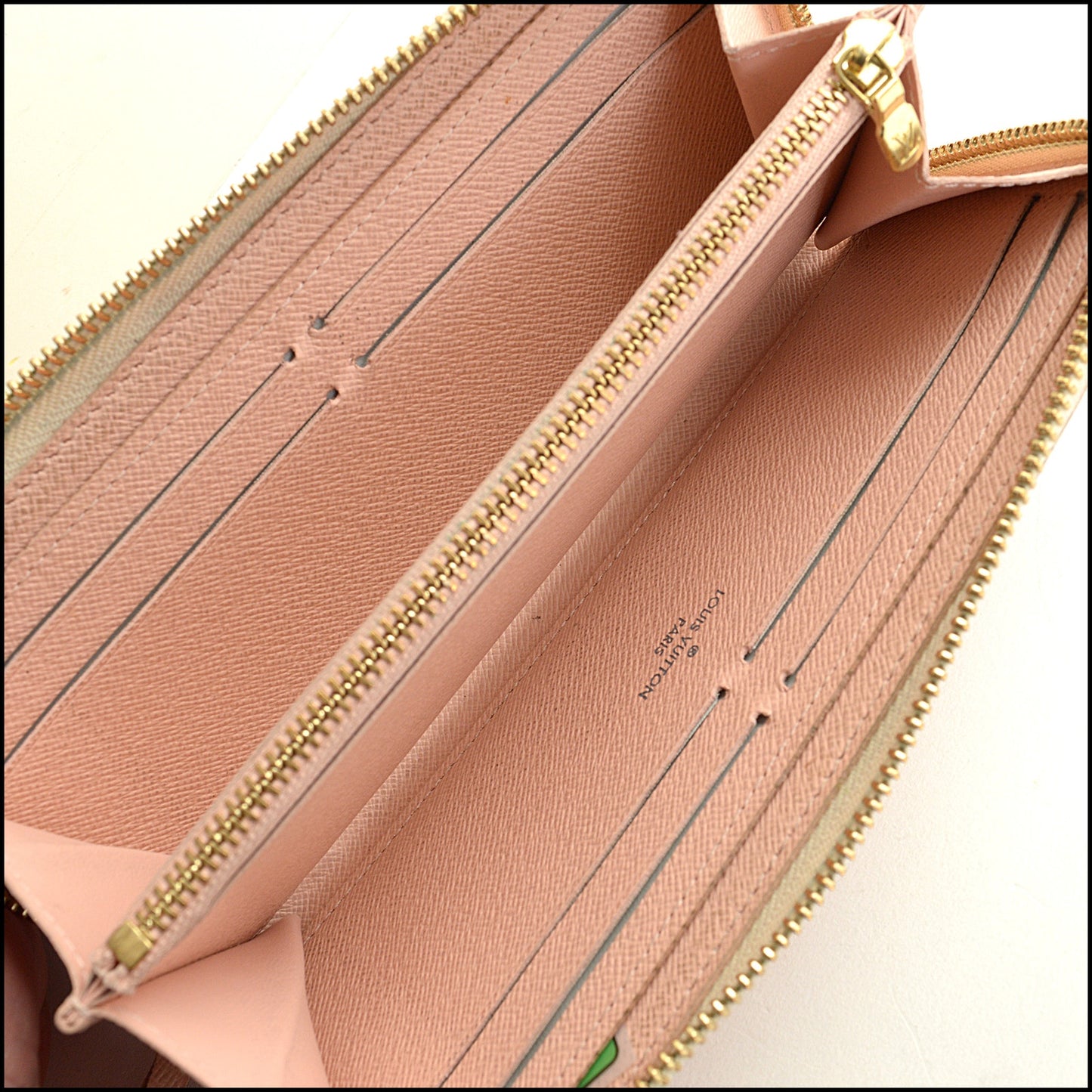 RDC15002 LOUIS VUITTON Damier Azur Rose Tahitienne Clemence Wallet