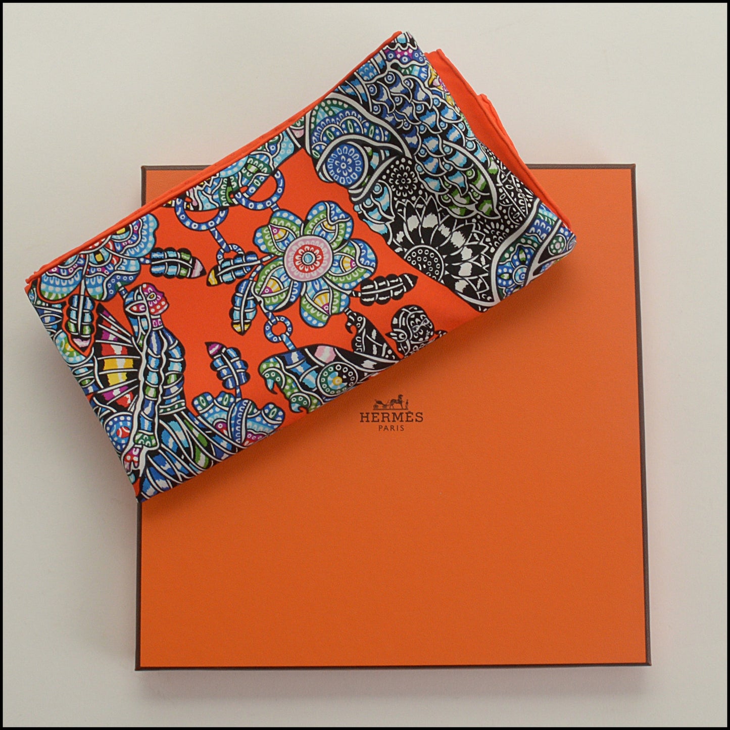 RDC15459 HERMES '20/21 Orange "La Legende de la Foret" Silk Scarf 90cm