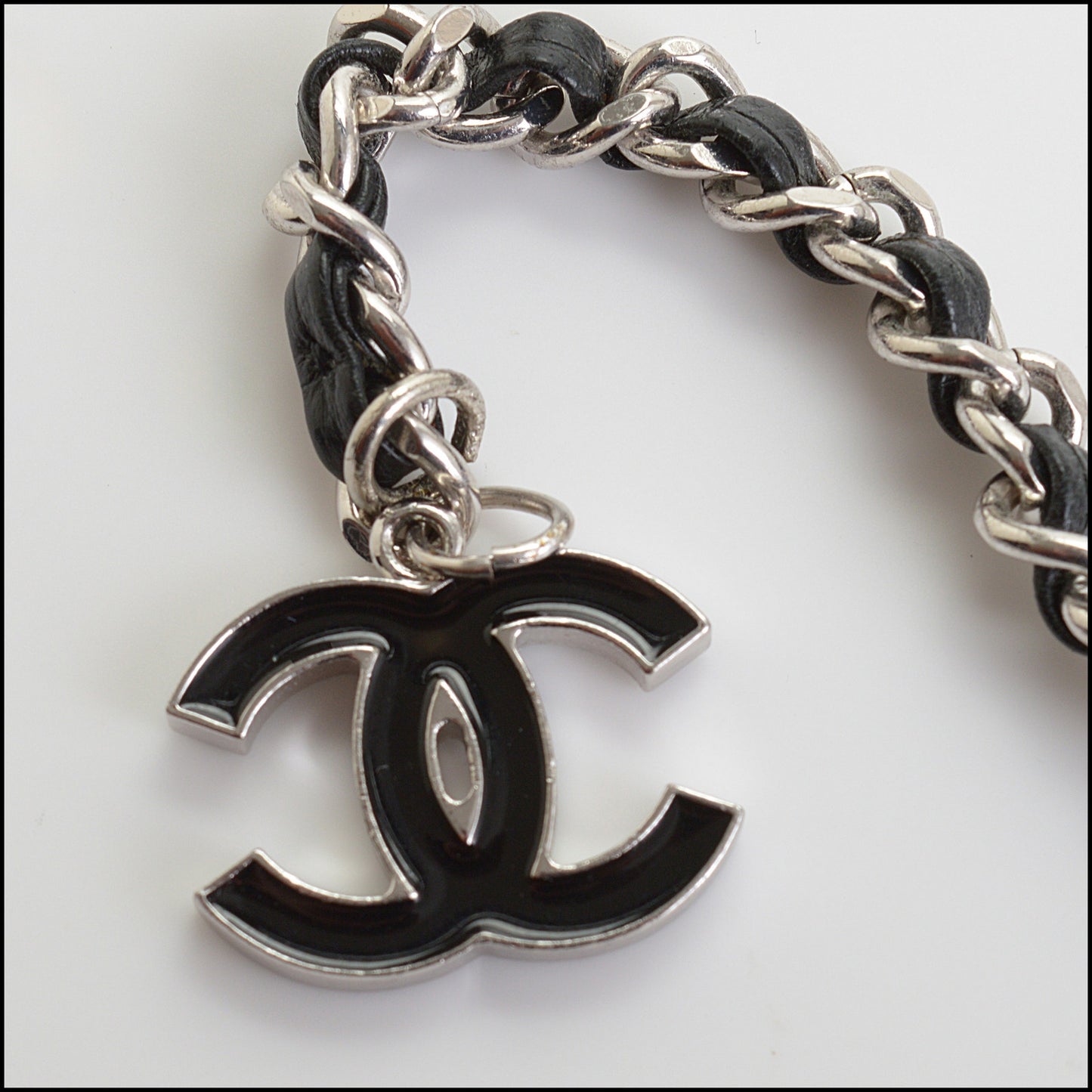 RDC14270 Authentic CHANEL Vintage '04 Woven Leather Silver Chain Dangle Belt