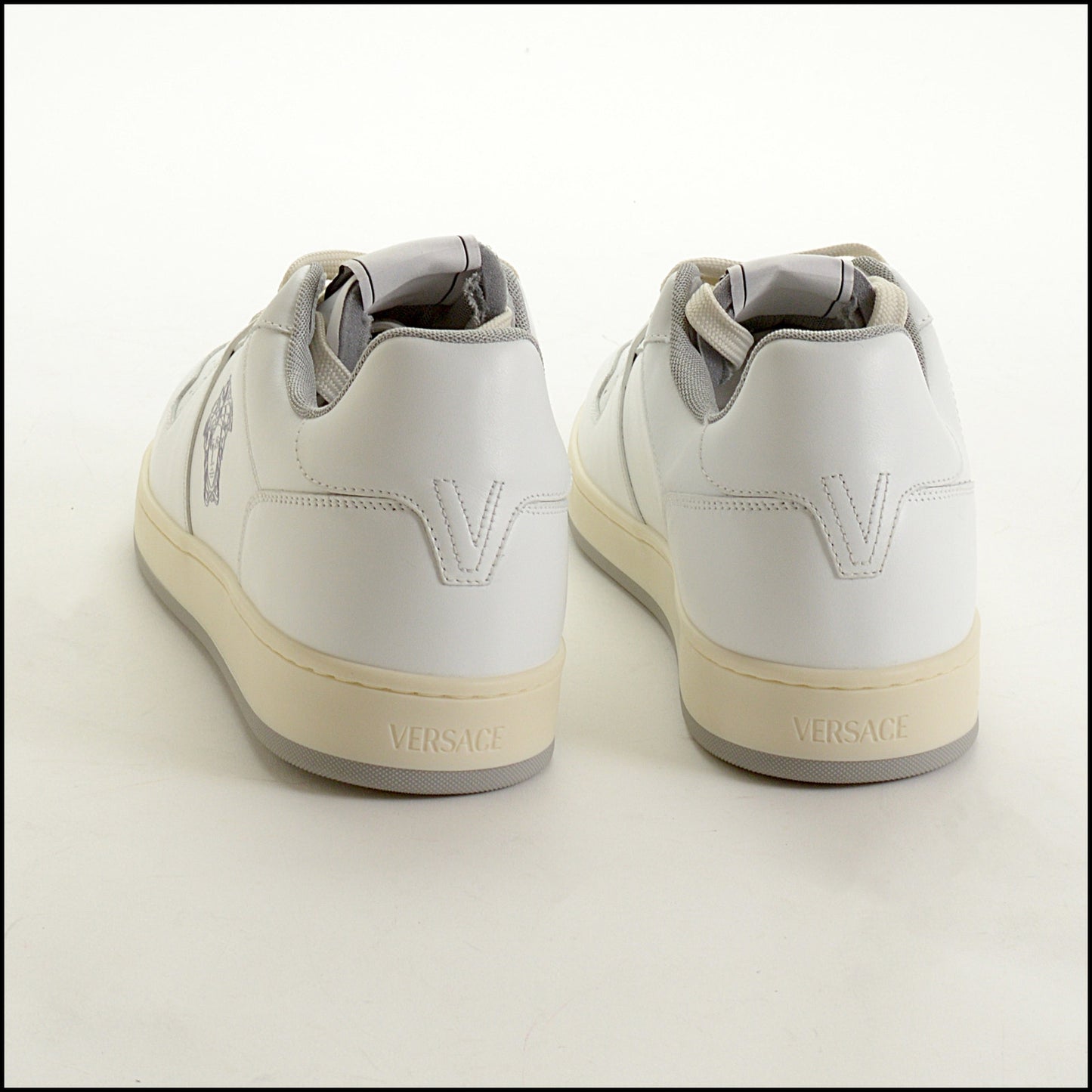 RDC15146 VERSACE Men's White Leather Medusa Sneaker Size 42 / 9