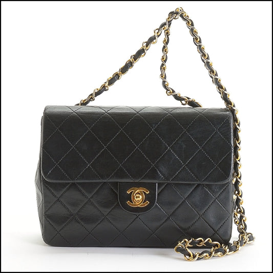 RDC14083 Authentic CHANEL Vintage Square Classic Quilted Lambskin Flap Bag