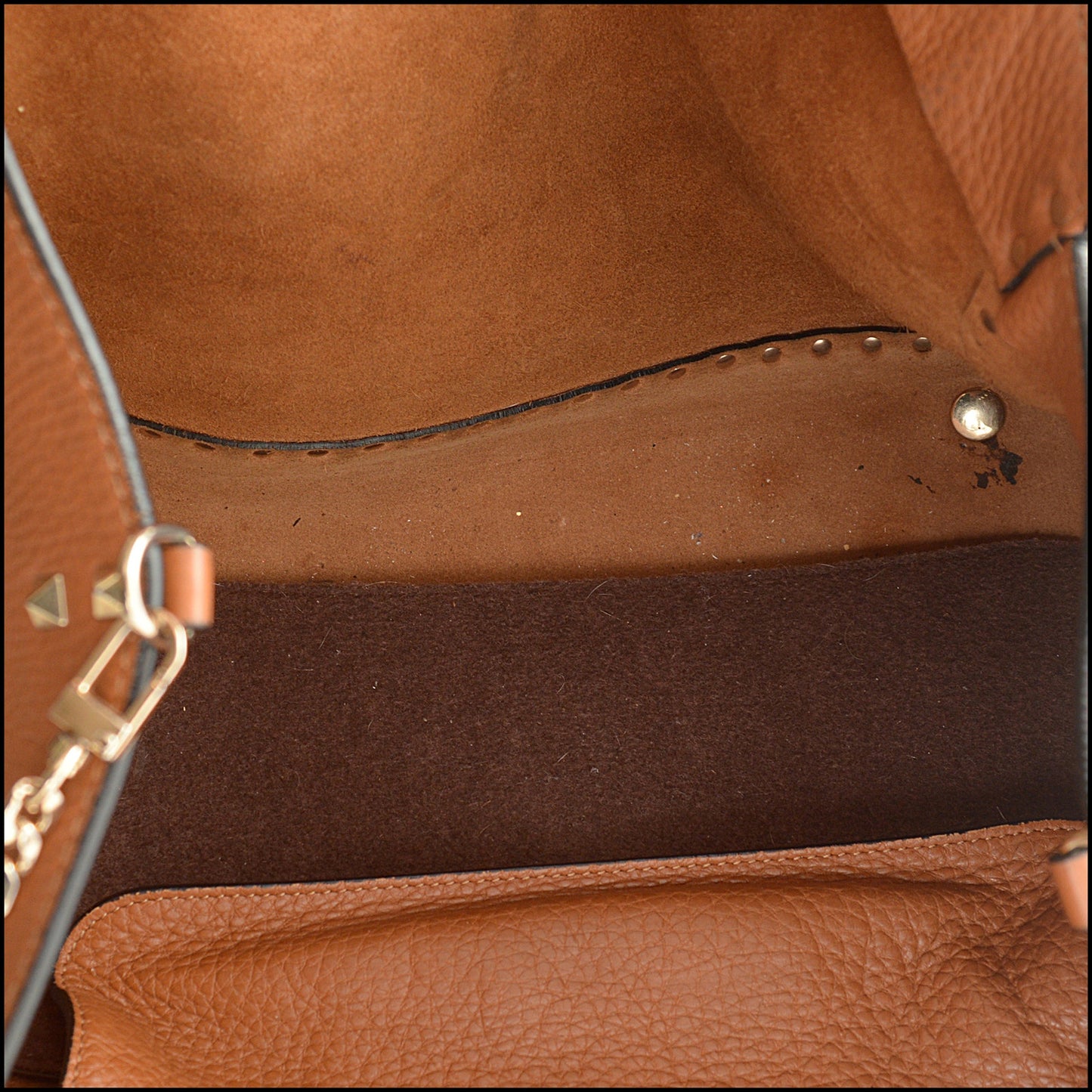 RDC15544 VALENTINO Saddle Brown Grainy Calfskin Rockstud Tote Medium