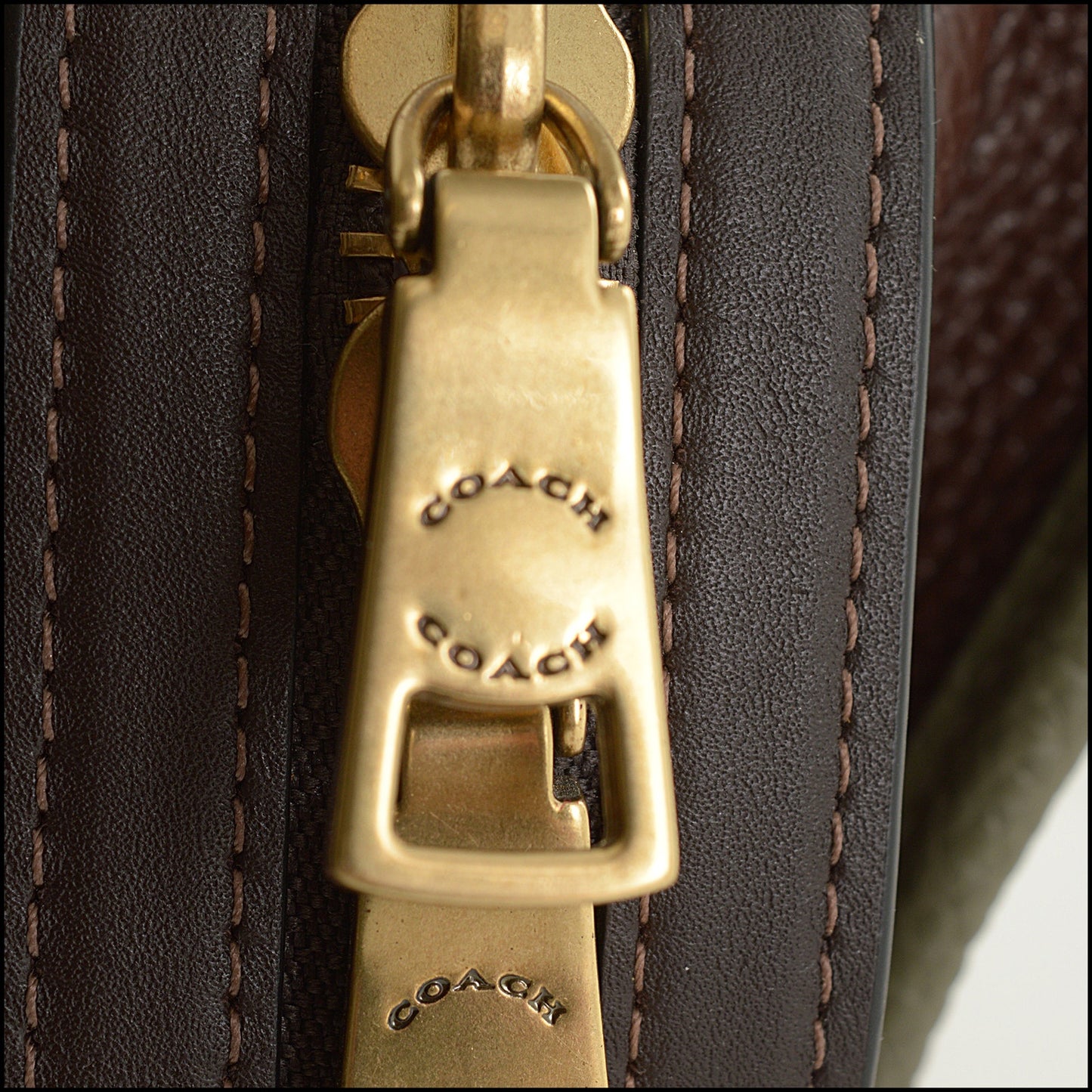 RDC15502 COACH Colorblock Olive Green Brown Glovetanned Leather Rogue 25 Bag