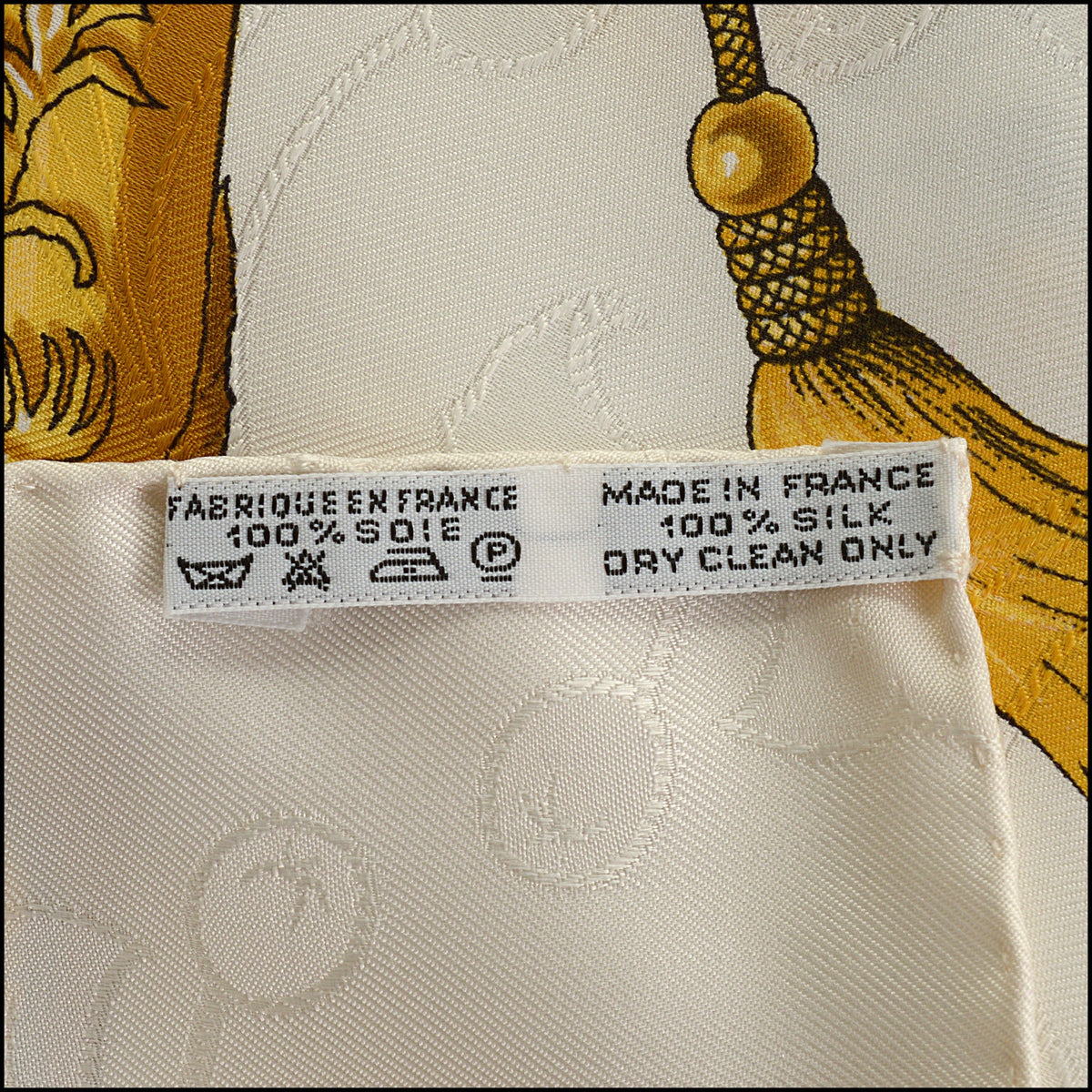 RDC15675 HERMES Daimyo Princes Du Soleil Levant Scarf