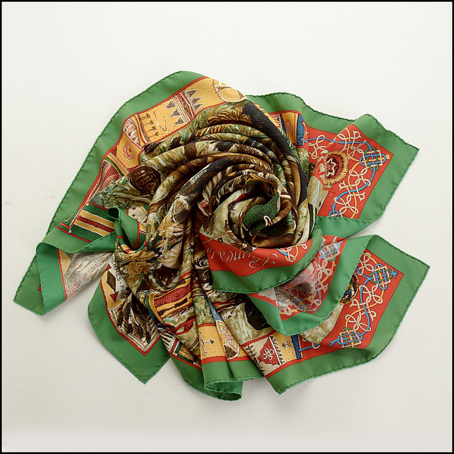 RDC15598 HERMES Vintage Green Multi "Plumes de L'Ouest" Cheyennes 90 Silk Scarf Kermit Oliver