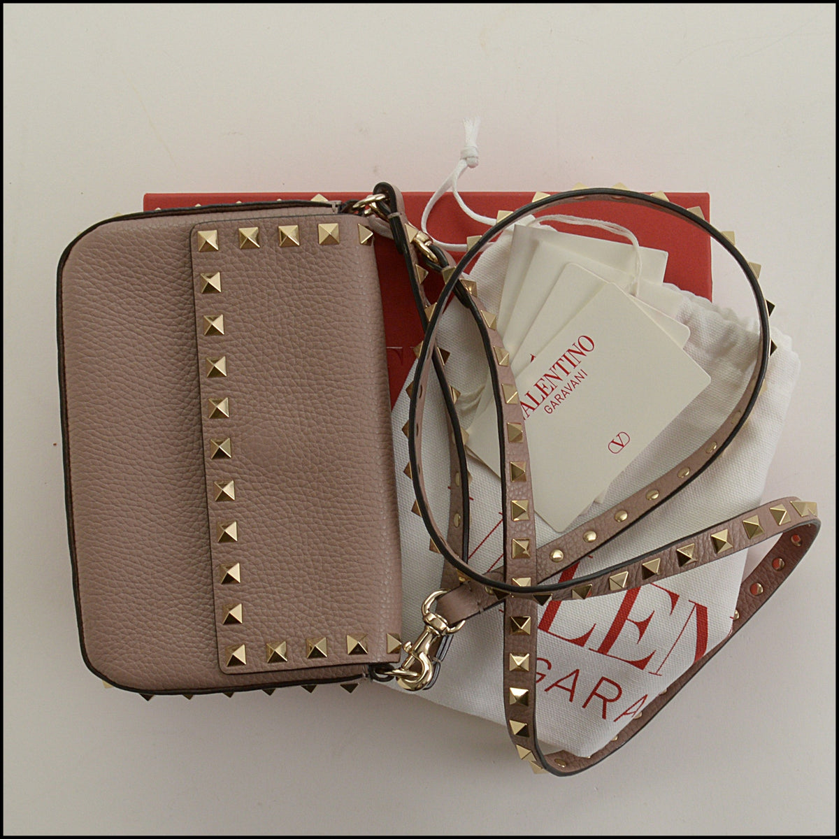 RDC15566 VALENTINO GARAVANI 2021 Poudre Leather Rockstud Mini Bag With Long Strap