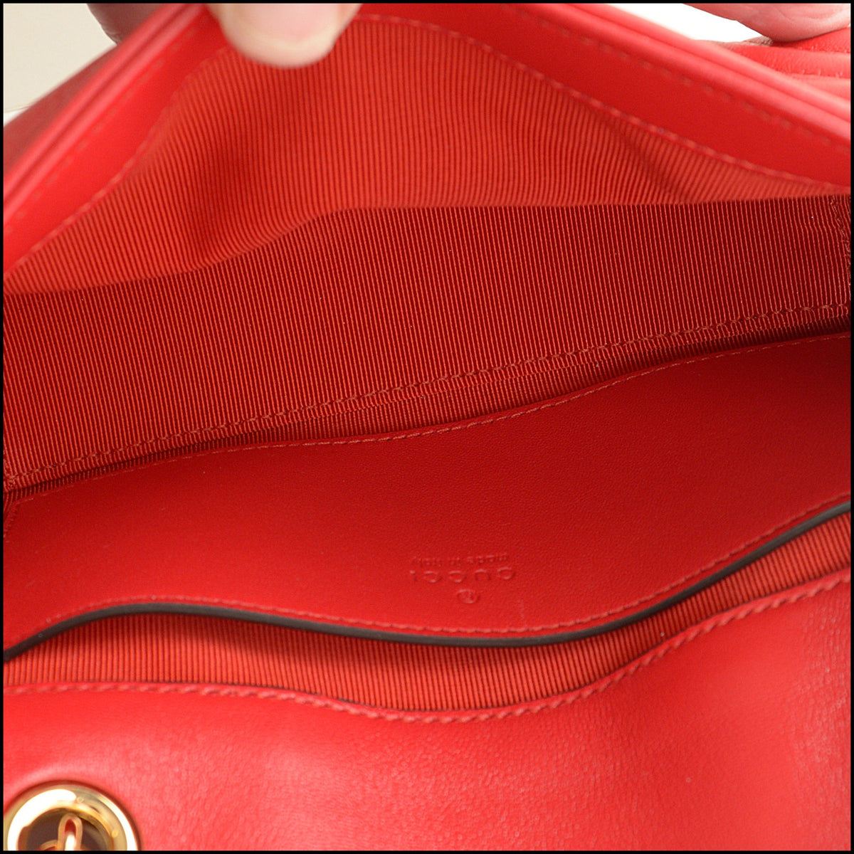 RDC15644 GUCCI Red Matalasse Leather GG Marmont Small Shoulder Bag