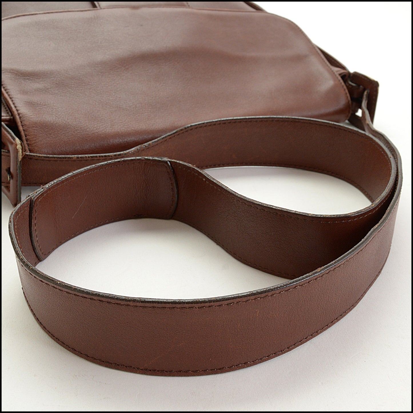 RDC15010 CHANEL '97/'99 Brown Leather CC Turn Lock Saddle Flap Bag