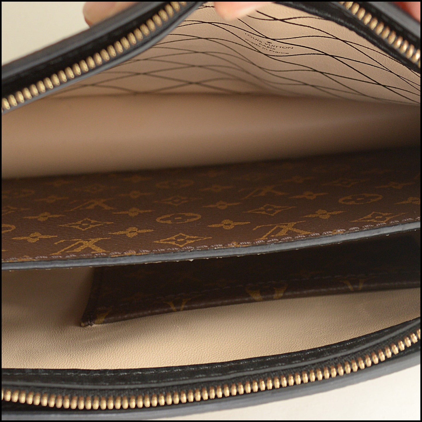 RDC15426 LOUIS VUITTON Brown Canvas Reverse Trunk Bag