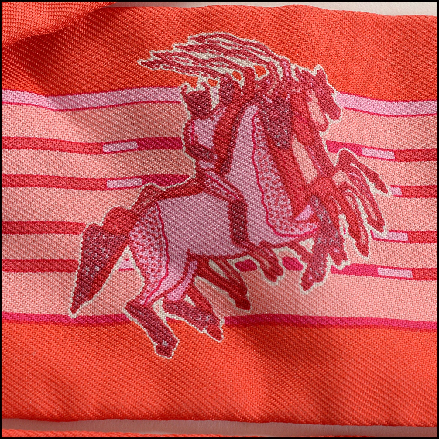 RDC15556 HERMES Orange/Pink "Pani La Shar Pawnee" Kermit Oliver Twilly Silk Ribbon Scarf