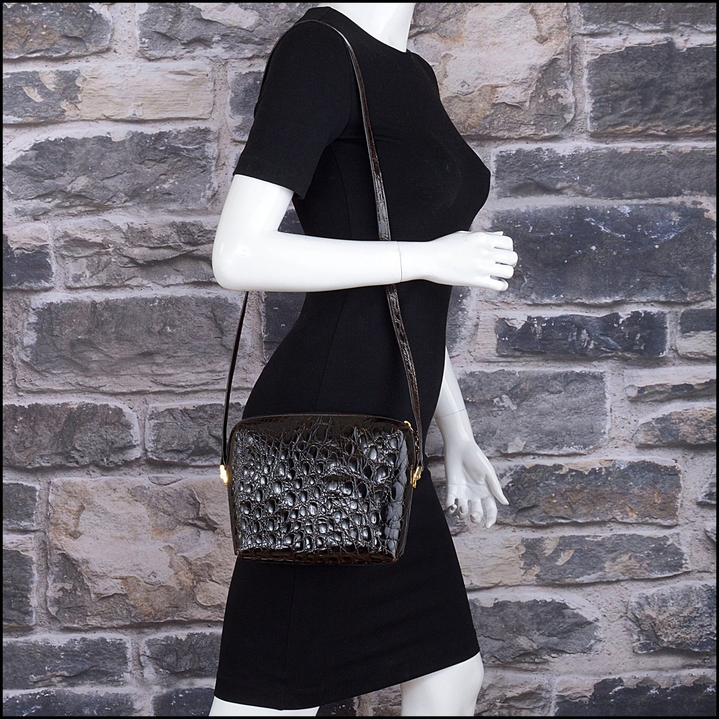 RDC15380 FERRAGAMO Dark Brown Crocodile Embossed Shoulder Bag