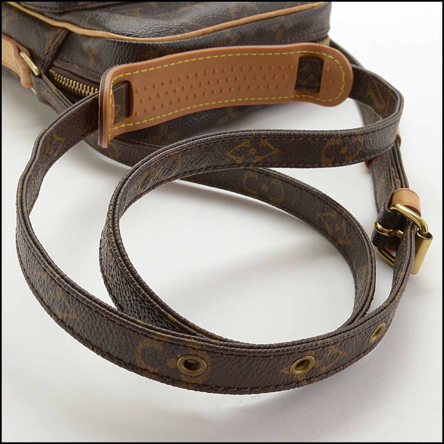 RDC13874 Authentic LOUIS VUITTON Vintage LV Monogram Canvas Amazone Crossbody Bag