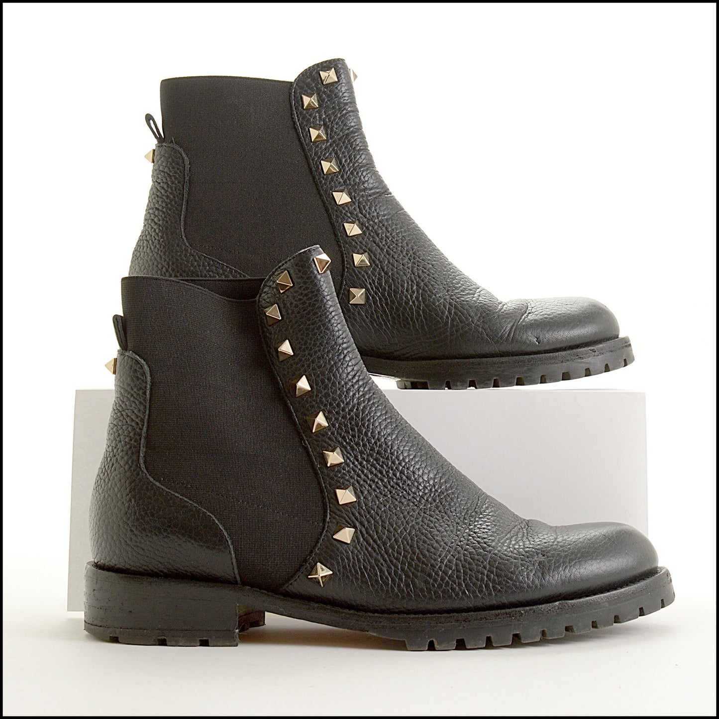 RDC15545 VALENTINO Black Rockstud Beatle Chelsea Boots Size 37
