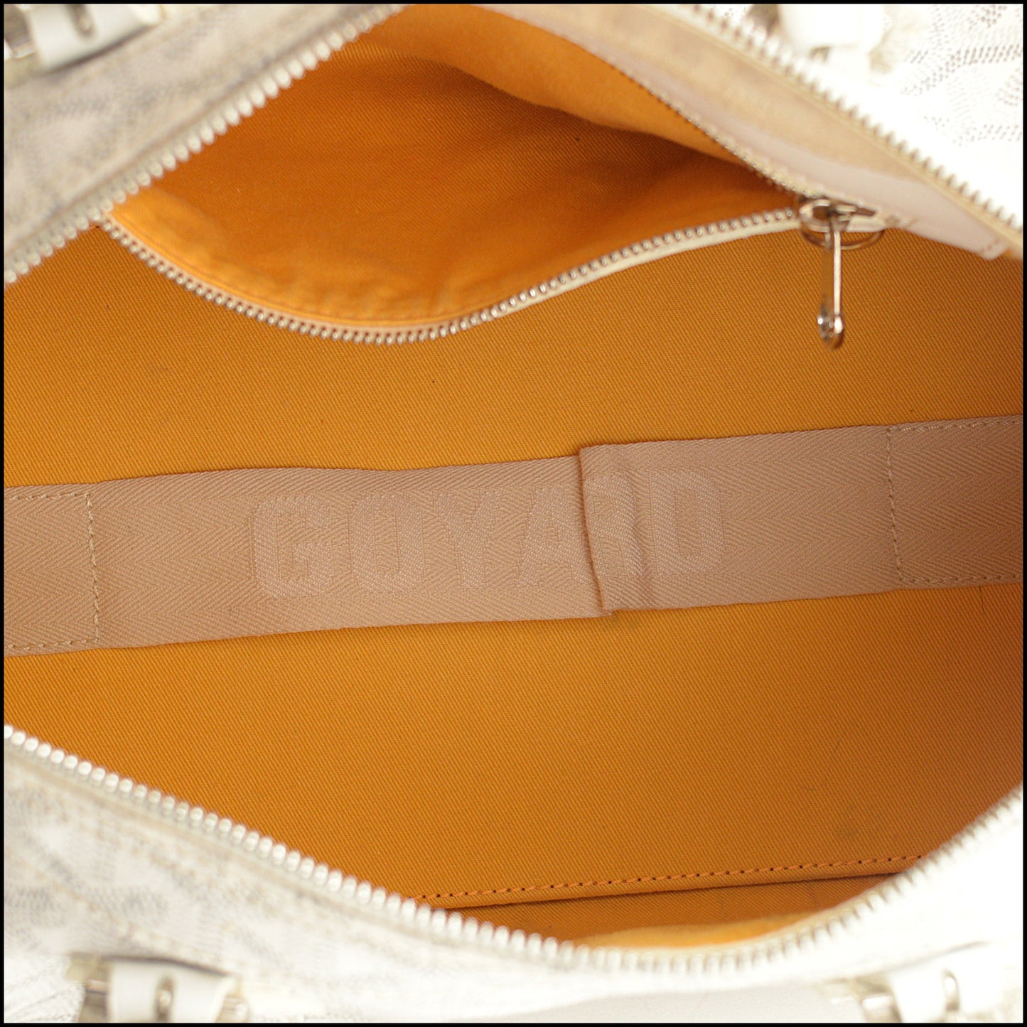 RDC15607 GOYARD '05 White Goyardine Croisiere 35 Boston bag